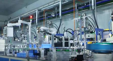 沭陽(yáng)推動(dòng)高端紡織業(yè)領(lǐng)先一“布”，江蘇科技賦能產(chǎn)業(yè)升級(jí)